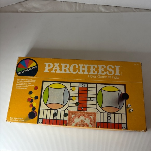 Parcheesi Royal Game of India COMPLETE Set Selchow Righter Vintage 1982 - Picture 10 of 16